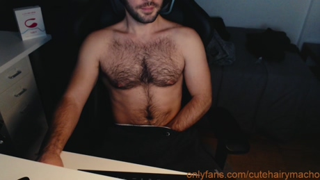 cutehairymacho  03-01-2022